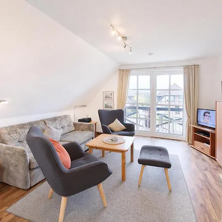 Ferienwohnung-seebaer-mit-flair-und-balkon-im-schoenen-ort-werdum