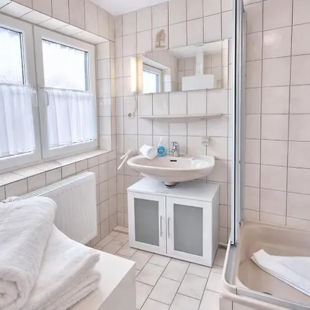 Διαμέρισμα Ferienwohnung-seebaer-mit-flair-und-balkon-im-schoenen-ort-werdum